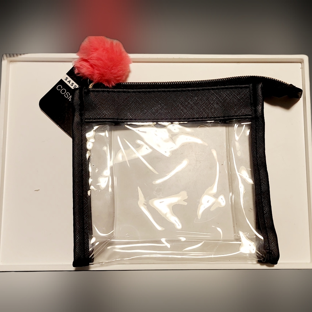 NWT CLEAR PVC POMPOM ZIPPER SQUARE SHAPED COSMETIC POUCH!